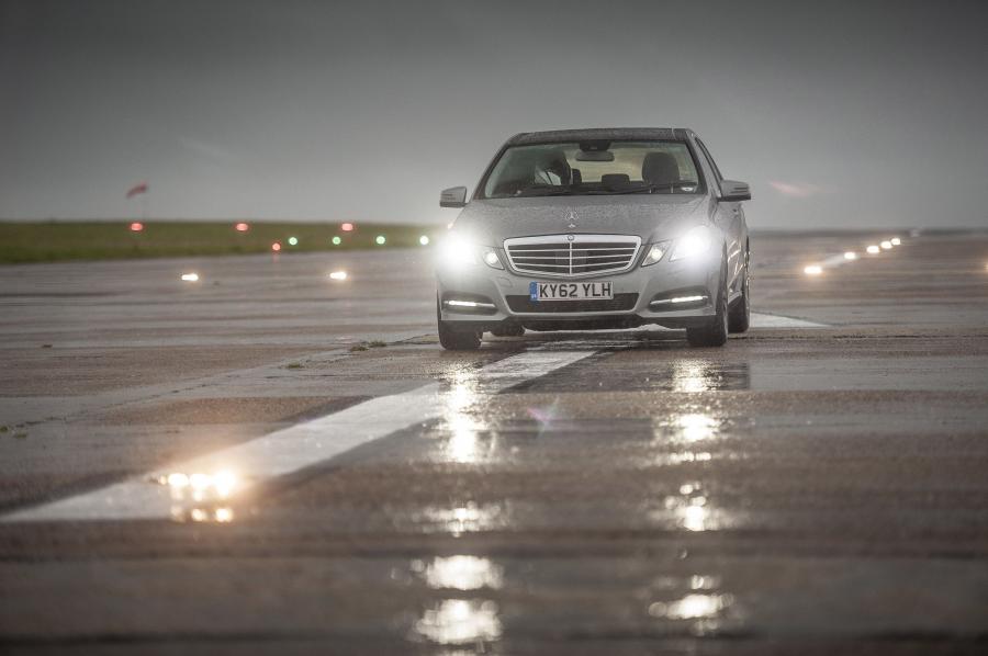  Mercedes-Benz E300 BlueTEC Hybrid Challenge 2012 года  (фото 1 из 9)